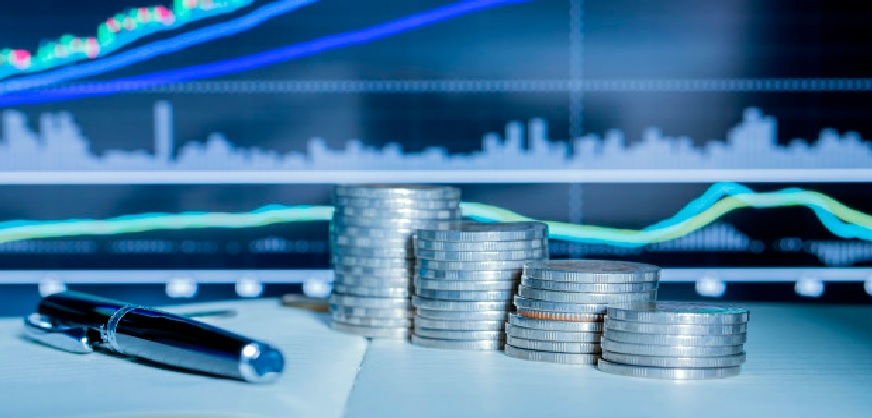 Copom reduz taxa básica de juros para 13,25% e Selic registra primeira queda em 3 anos