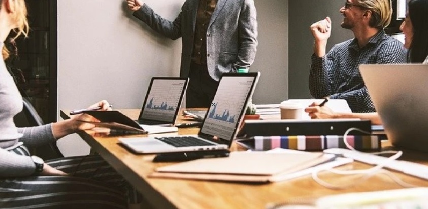 Flexibilidade no trabalho é prioridade dos brasileiros e supera a média global