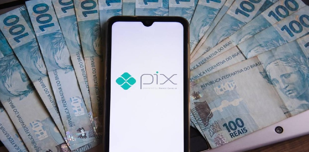 Fiscalização do Pix: RFB afirma que monitoramento reduz chance de malha fina no IRPF