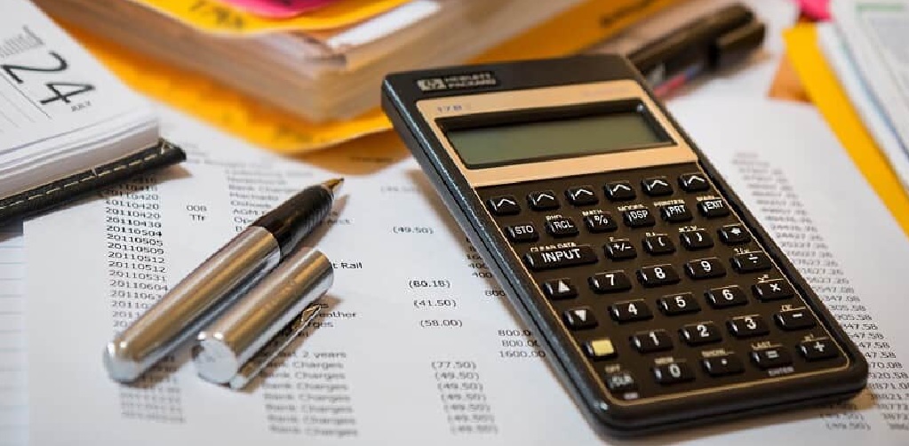 IRPF 2025: empresas devem enviar informe de rendimentos até o dia 28 de fevereiro