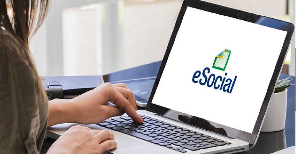 eSocial orienta empresas sobre suspensão judicial do adicional do SENAI em nova atualização
